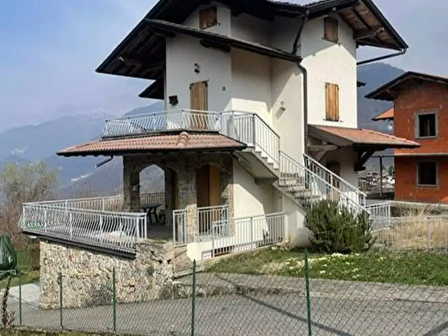 Immagine 1 di Appartamento in vendita  in via San Pellegrino a Ardesio