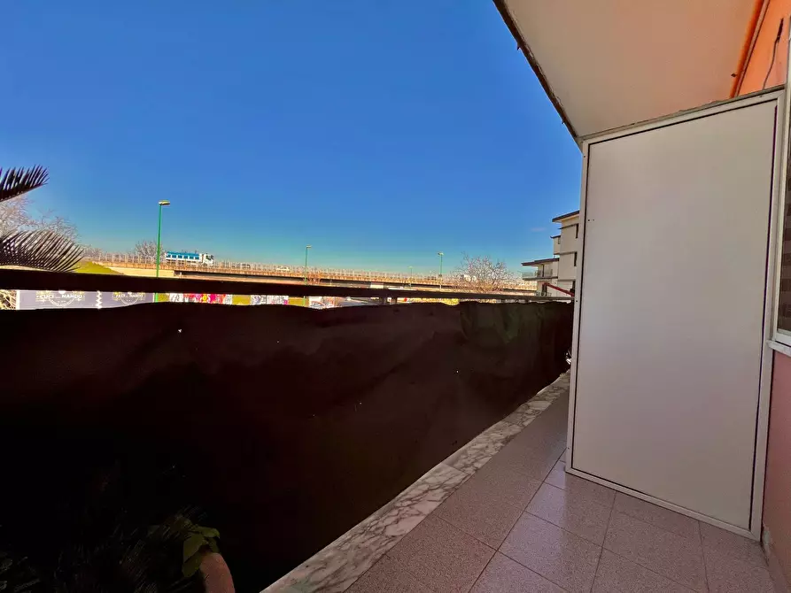 Immagine 4 di Appartamento in vendita  in Via Lavinaio a Casandrino