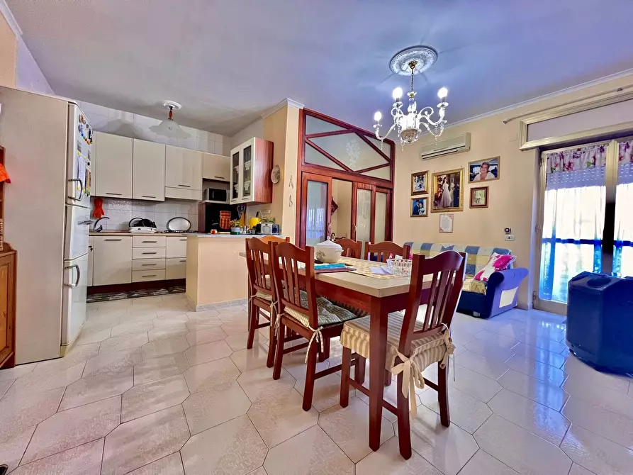 Immagine 7 di Appartamento in vendita  in Via Lavinaio a Casandrino