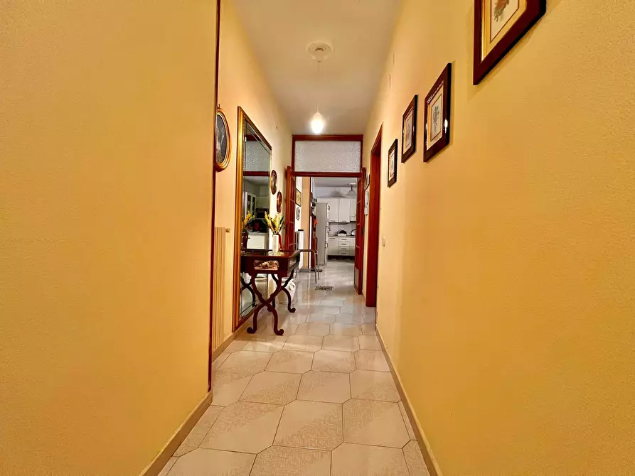 Immagine 10 di Appartamento in vendita  in Via Lavinaio a Casandrino