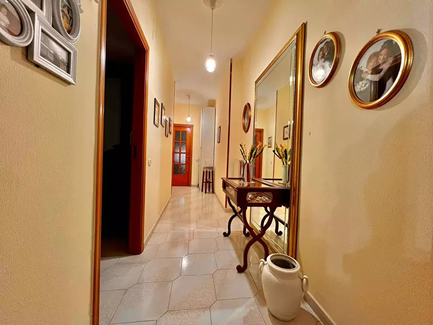 Immagine 15 di Appartamento in vendita  in Via Lavinaio a Casandrino