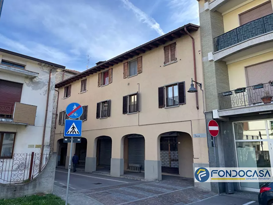 Immagine 1 di Appartamento in vendita  in Via Dante a Adrara San Martino