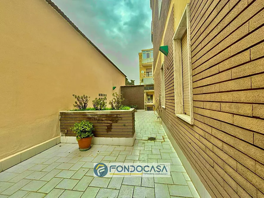 Immagine 23 di Appartamento in vendita  in Via Cardinale Verde 51 a Sant'antimo