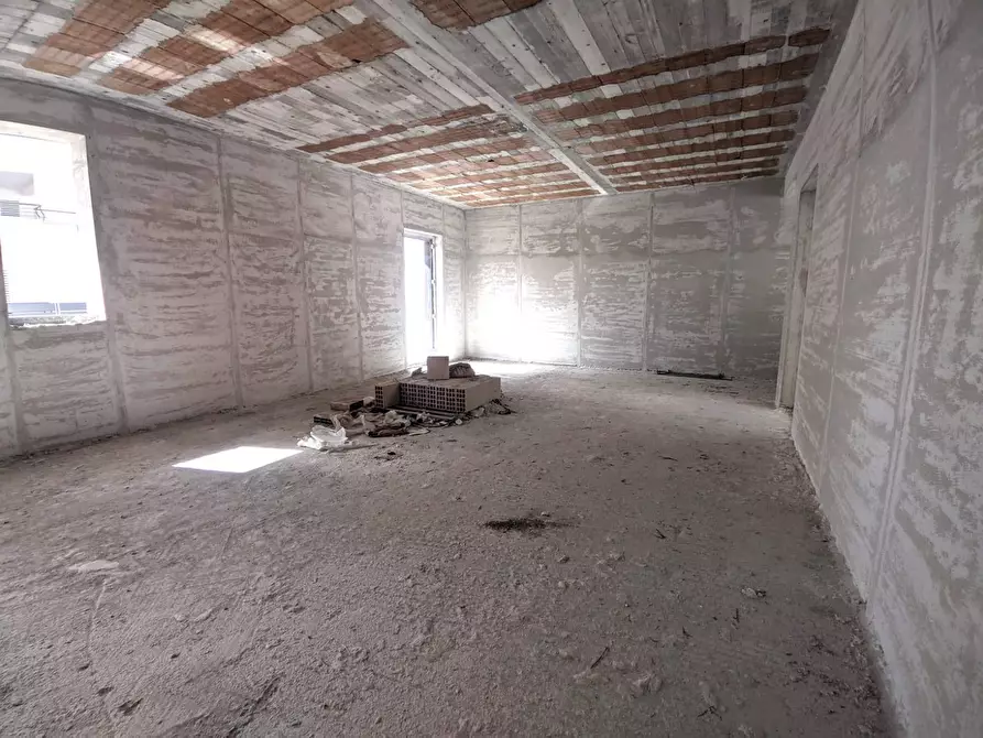 Immagine 26 di Villa in vendita  a Brusciano