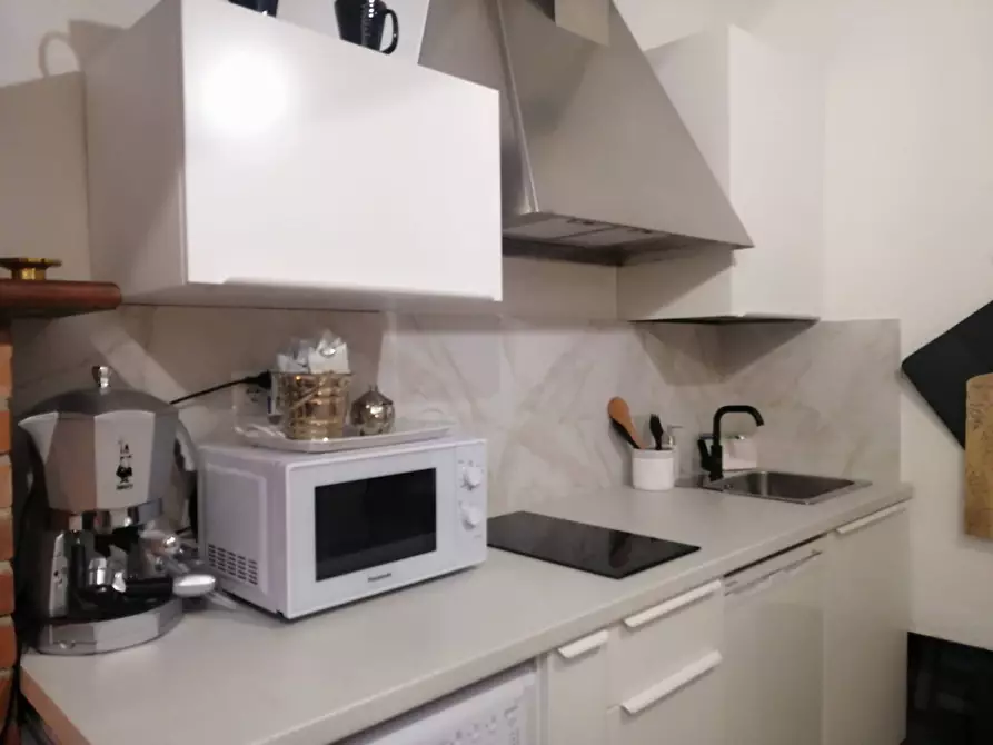 Immagine 8 di Appartamento in affitto  in BAVA 45 a Torino