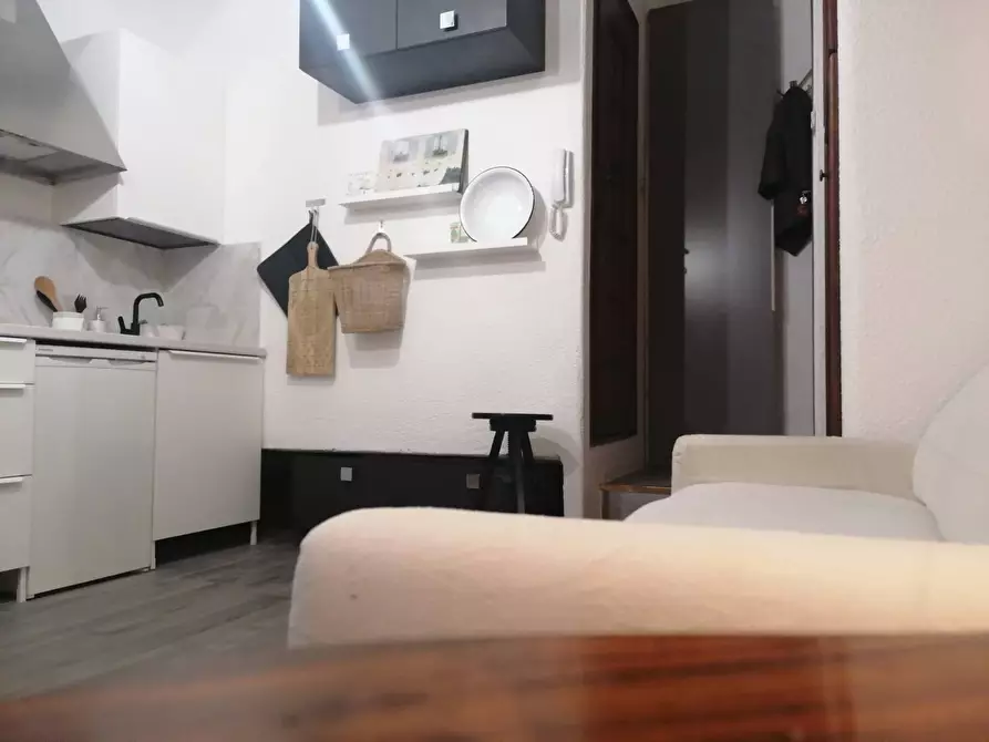 Immagine 10 di Appartamento in affitto  in BAVA 45 a Torino