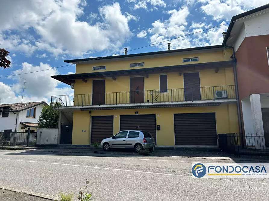 Immagine 1 di Locale commerciale in affitto  a Palazzolo Sull'oglio