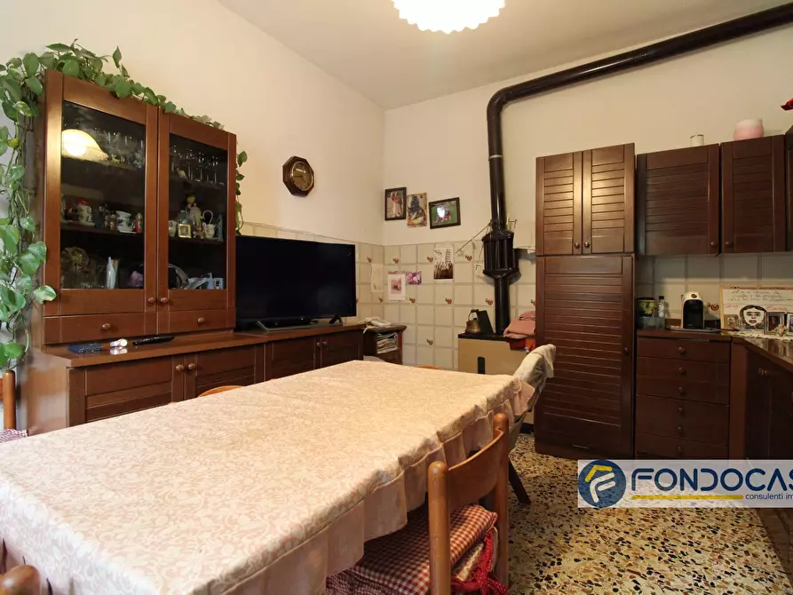 Immagine 10 di Villa in vendita  in via crinale a Montopoli In Val D'arno