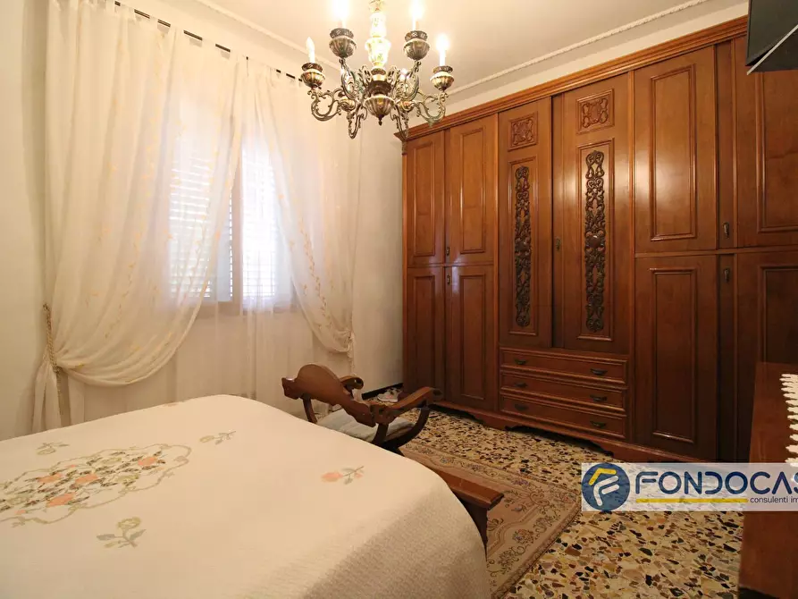 Immagine 19 di Villa in vendita  in via crinale a Montopoli In Val D'arno