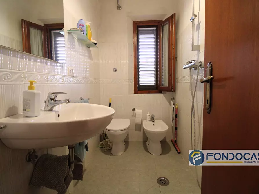 Immagine 25 di Villa in vendita  in via crinale a Montopoli In Val D'arno