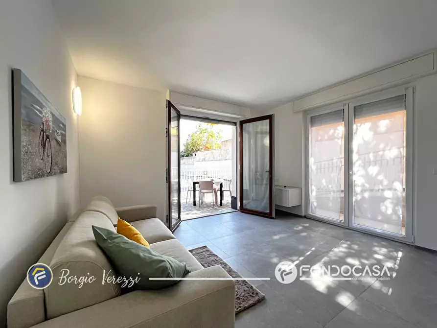 Immagine 2 di Appartamento in vendita  in Via Vittorio Veneto a Borgio Verezzi