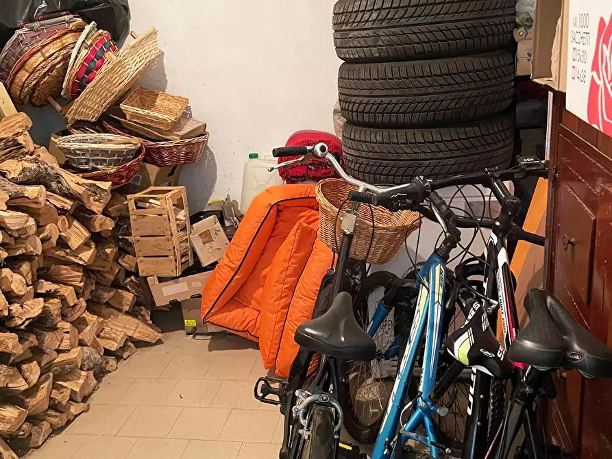 Immagine 24 di Appartamento in vendita  in Via Genova 35 a Arnesano