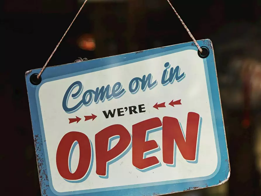 Immagine 12 di Attività commerciale in vendita  in Via Matteotti 109 a Borgio Verezzi