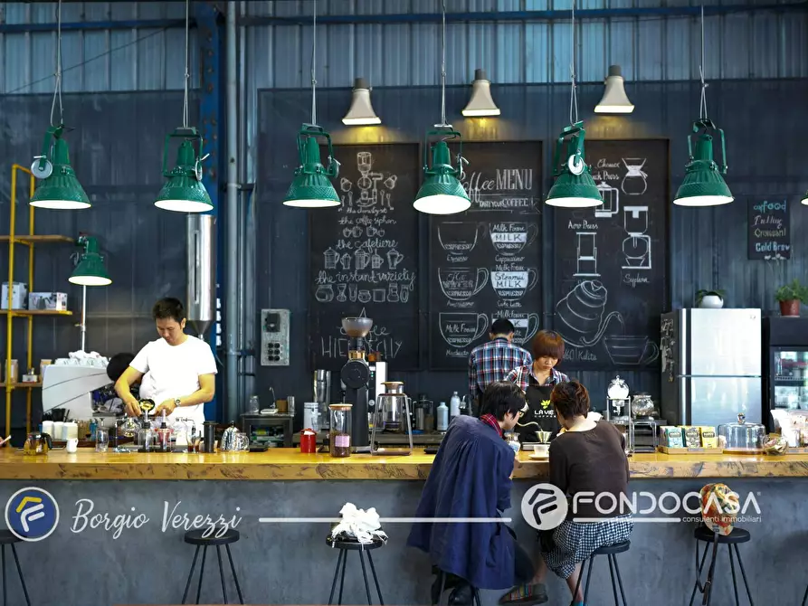 Immagine 10 di Attività commerciale in vendita  in Via Matteotti 109 a Borgio Verezzi