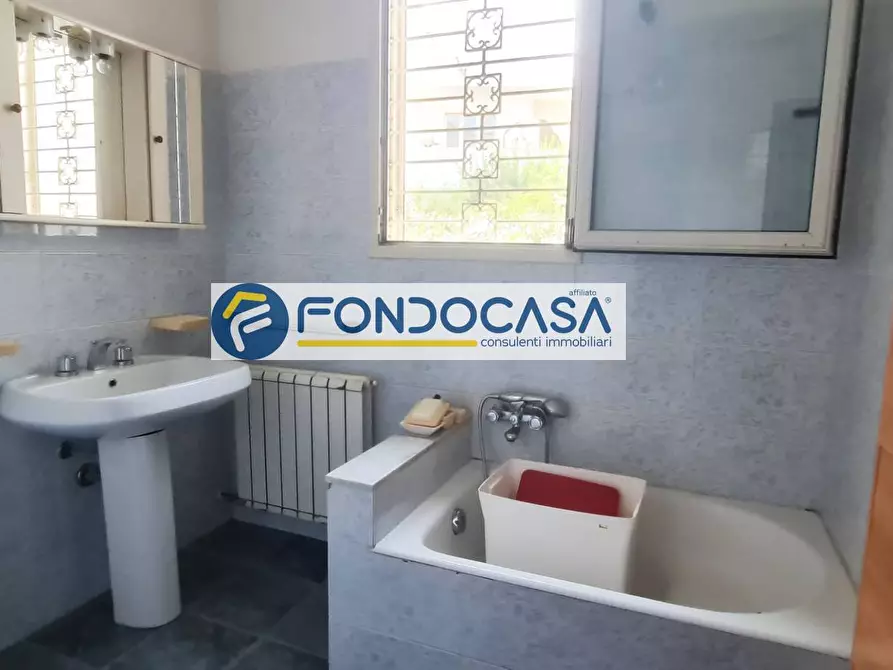 Immagine 19 di Casa semindipendente in vendita  in Via Marchese Di Bugnano 41 a Trepuzzi