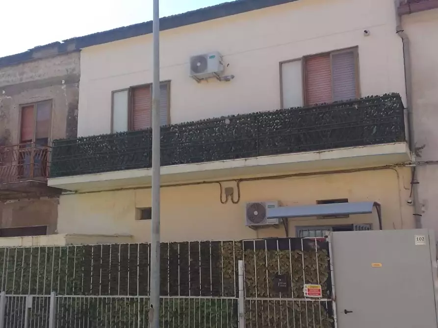 Immagine 1 di Appartamento in vendita  in via degli etruschi a Salerno