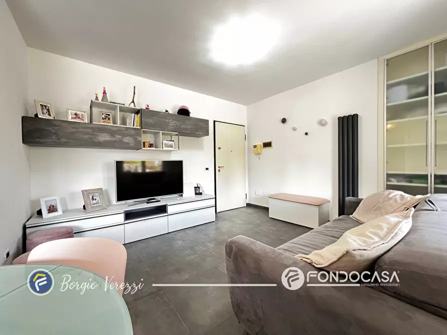 Immagine 10 di Appartamento in vendita  in Via IV Novembre a Borgio Verezzi