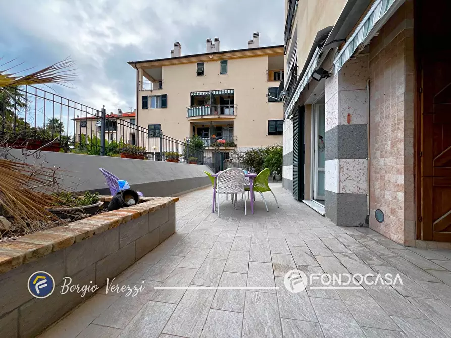 Immagine 16 di Appartamento in vendita  in Via IV Novembre a Borgio Verezzi