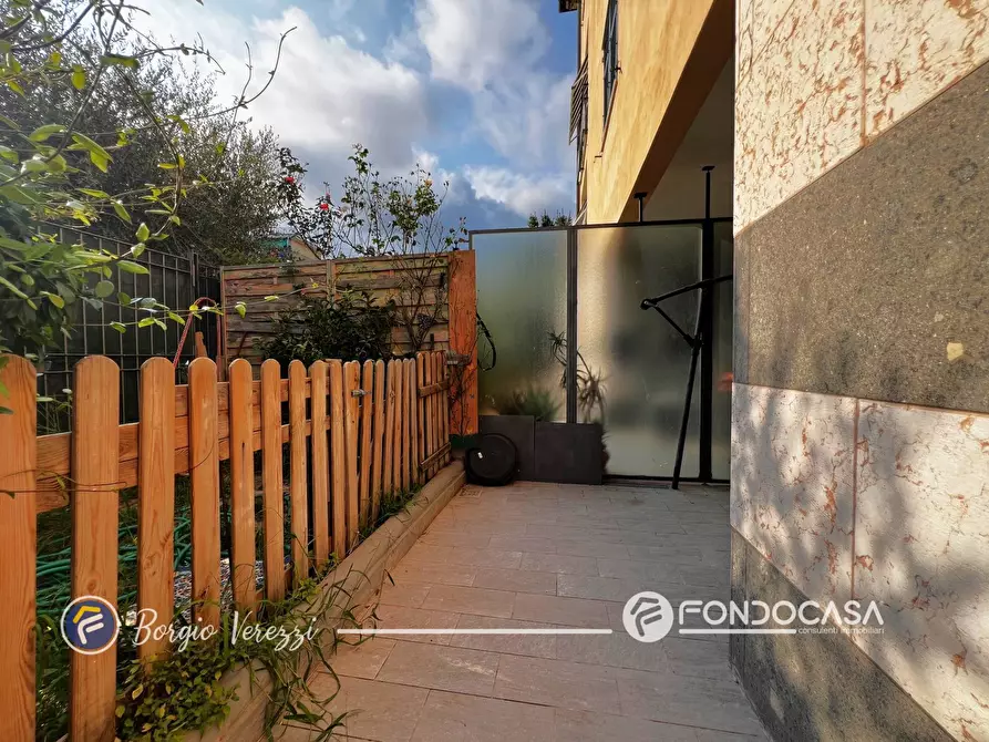 Immagine 35 di Appartamento in vendita  in Via IV Novembre a Borgio Verezzi