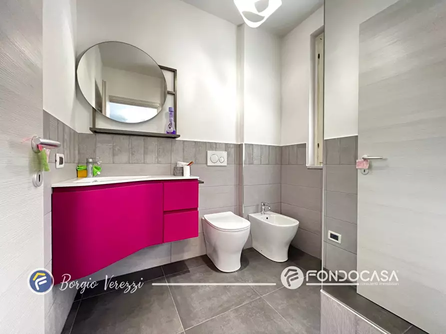 Immagine 38 di Appartamento in vendita  in Via IV Novembre a Borgio Verezzi