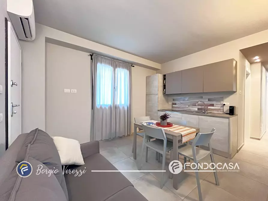 Immagine 6 di Appartamento in vendita  in Piazza Marconi a Borgio Verezzi