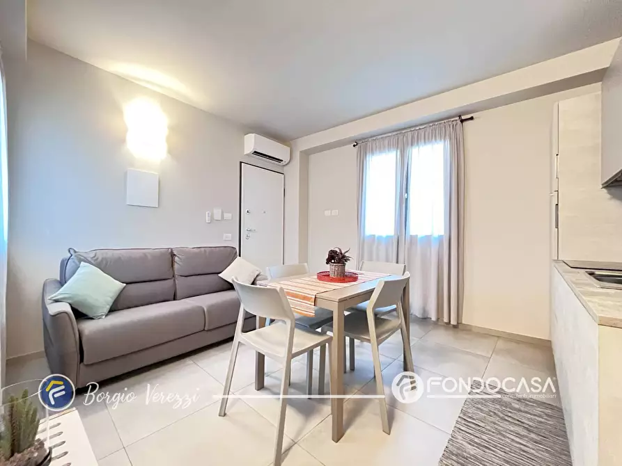 Immagine 1 di Appartamento in vendita  in Piazza Marconi a Borgio Verezzi