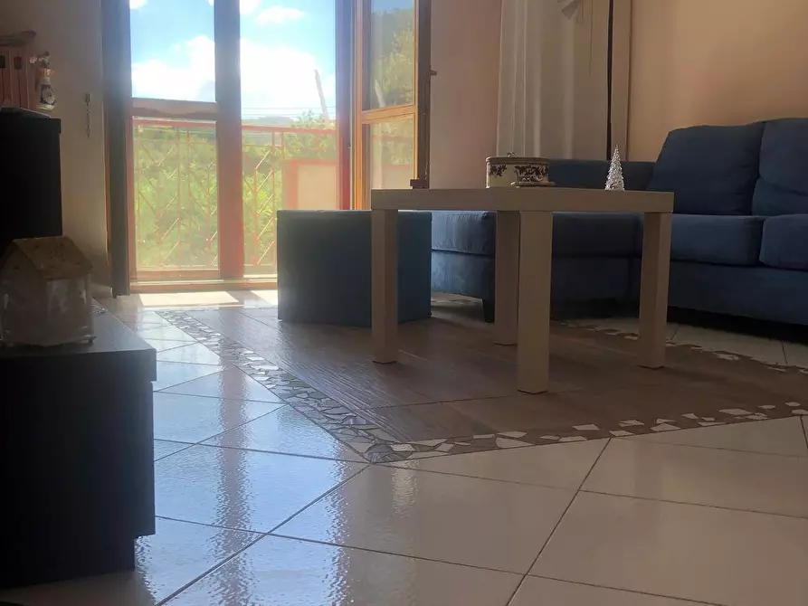 Immagine 5 di Appartamento in vendita  in via tommaso san  severino 53 a Baronissi