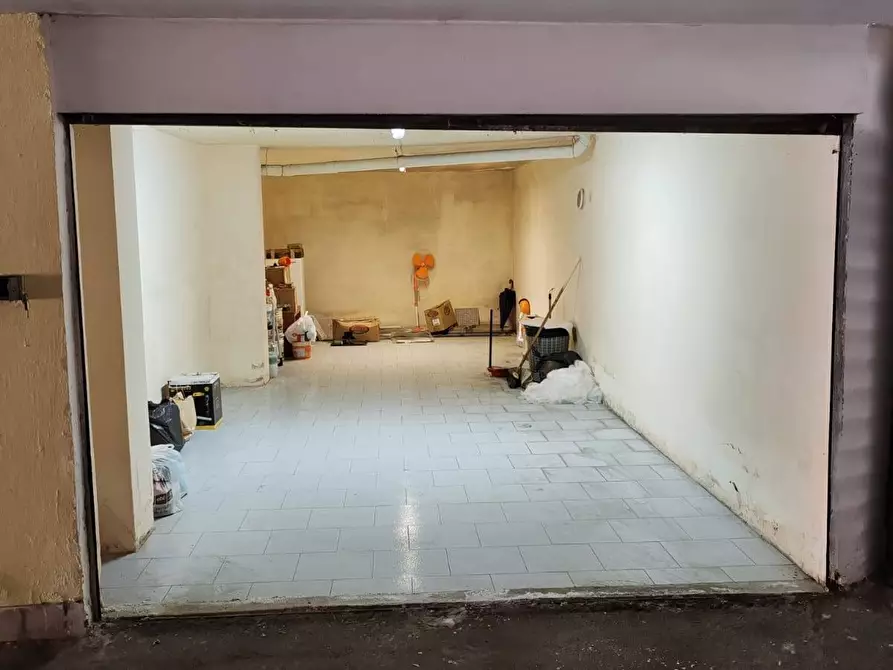 Immagine 13 di Appartamento in vendita  in via tommaso san  severino 53 a Baronissi