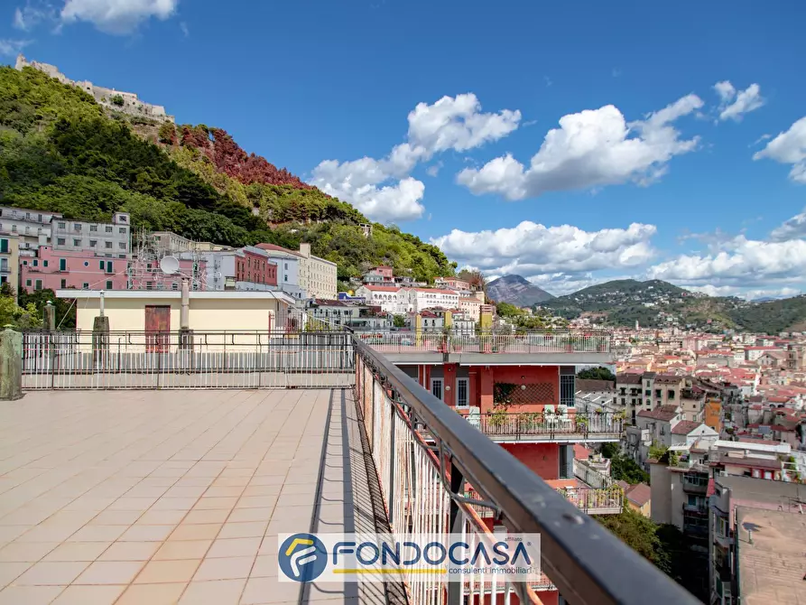 Immagine 14 di Appartamento in vendita  in Via Spinosa 12 a Salerno