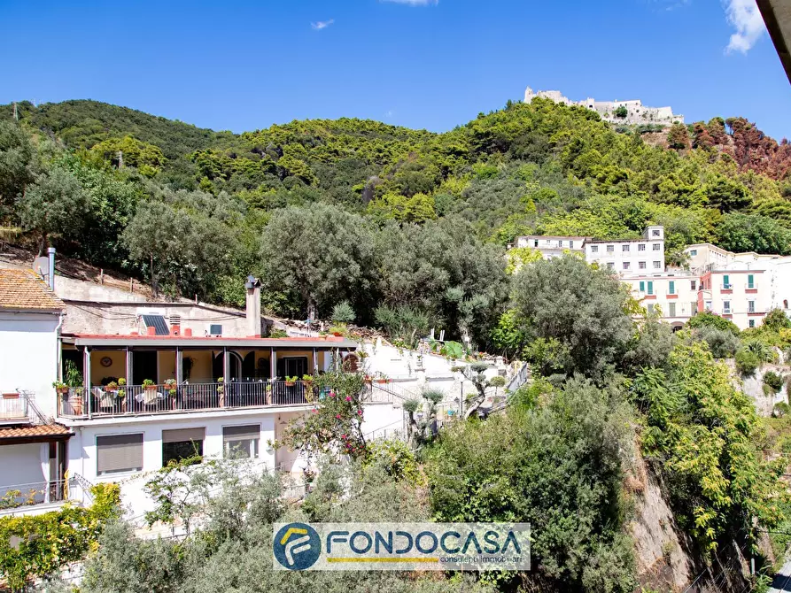 Immagine 8 di Appartamento in vendita  in Via Spinosa 12 a Salerno