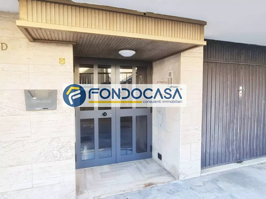 Immagine 4 di Appartamento in vendita  in Via del lavoro 15 a Brindisi