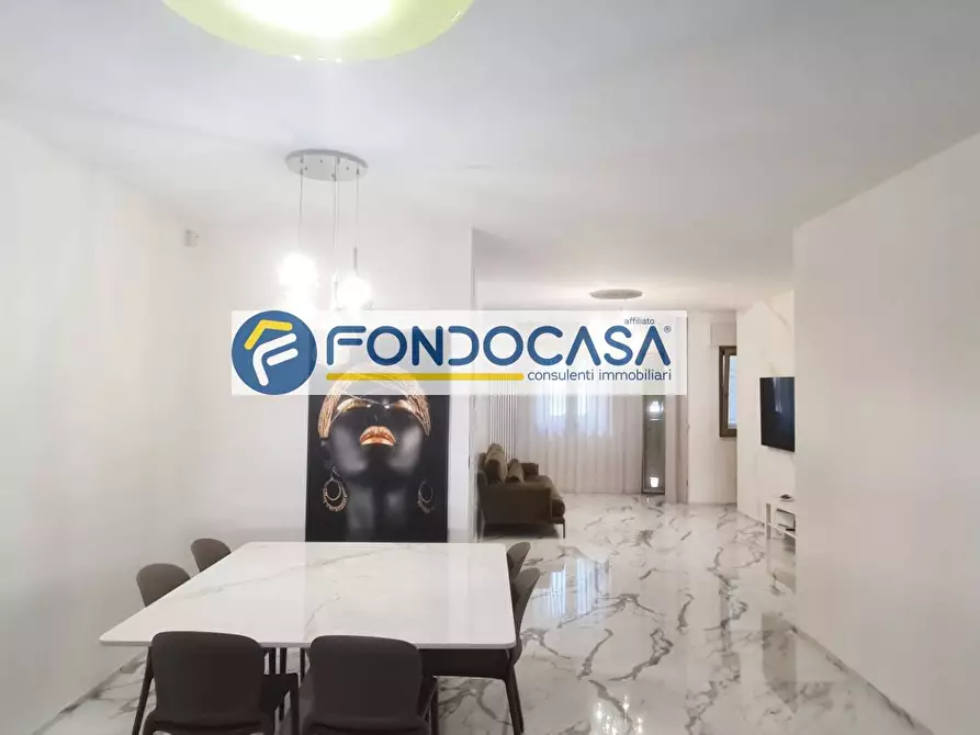 Immagine 12 di Appartamento in vendita  in Via del lavoro 15 a Brindisi