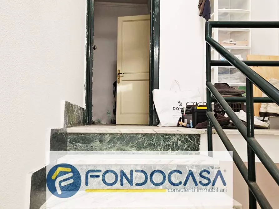 Immagine 29 di Palazzo in vendita  in Via Taranto 8 a Campi Salentina