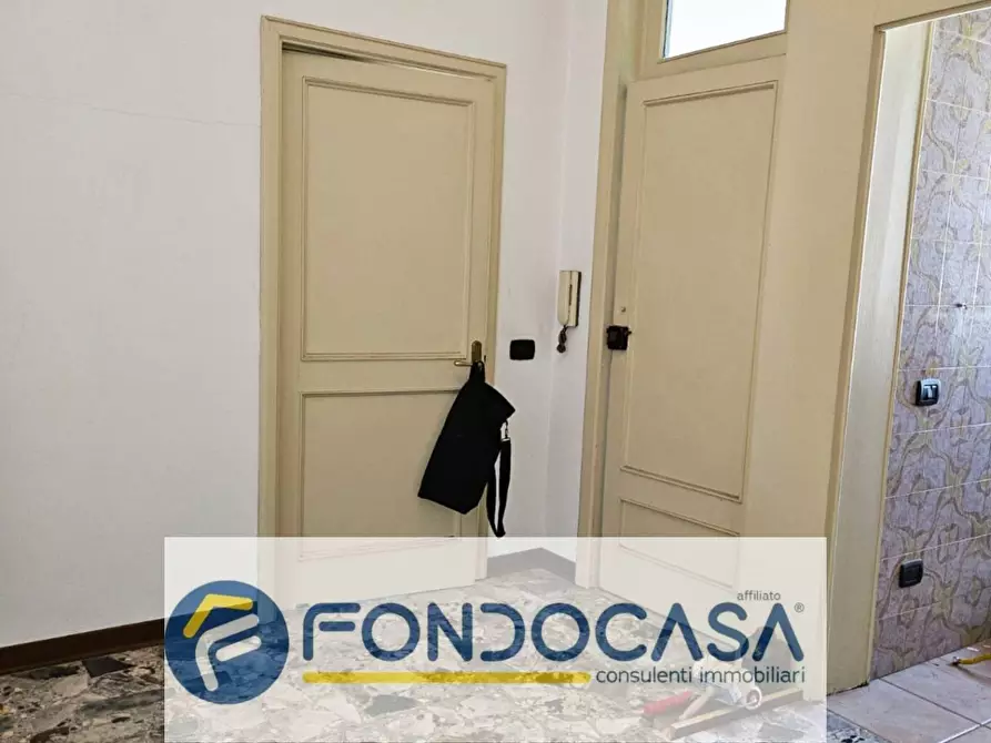 Immagine 30 di Palazzo in vendita  in Via Taranto 8 a Campi Salentina