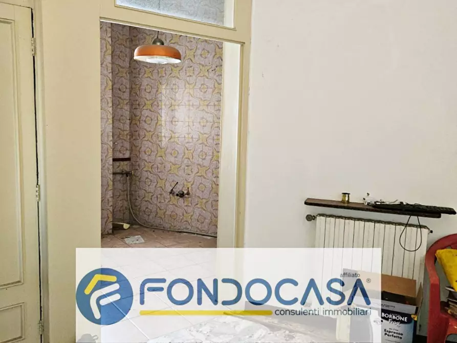 Immagine 31 di Palazzo in vendita  in Via Taranto 8 a Campi Salentina