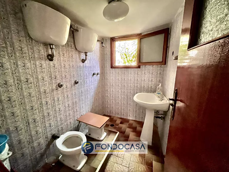 Immagine 23 di Ufficio in affitto  in via mascagni 14 a Sant'antimo