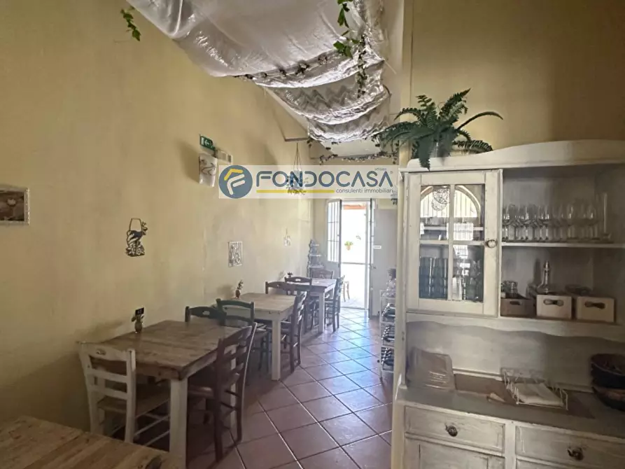 Immagine 6 di Attività commerciale in affitto  in Via Roma 34 a Campi Salentina