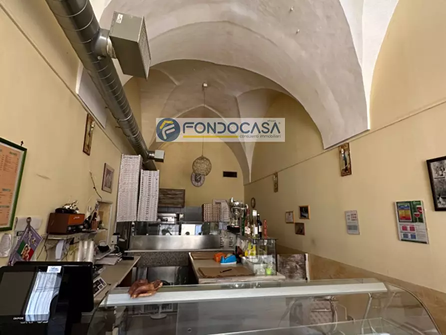 Immagine 9 di Attività commerciale in affitto  in Via Roma 34 a Campi Salentina