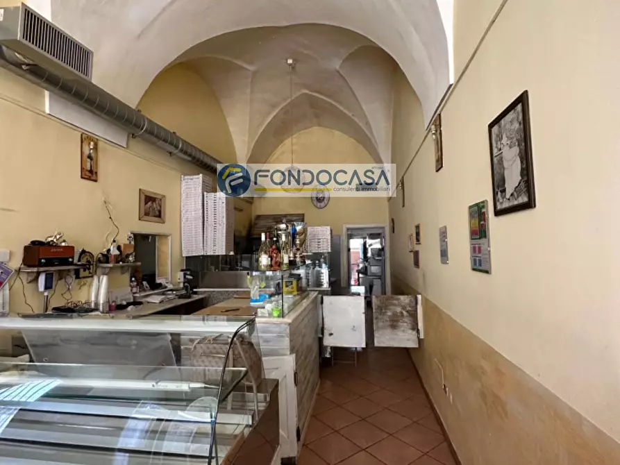 Immagine 10 di Attività commerciale in affitto  in Via Roma 34 a Campi Salentina