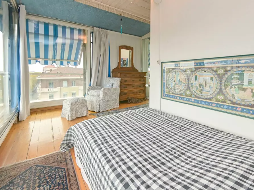 Immagine 33 di Attico in vendita  in Corso Quattro Novembre 114 a Torino