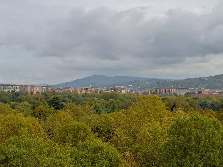 Immagine 45 di Attico in vendita  in Corso Quattro Novembre 114 a Torino