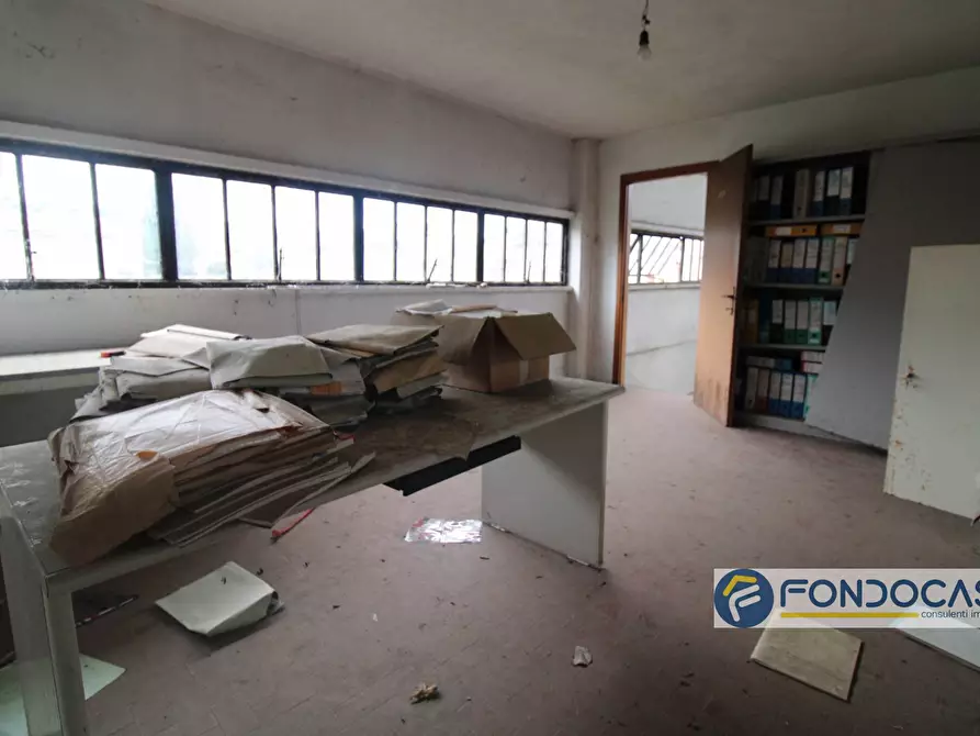 Immagine 13 di Capannone industriale in vendita  in Via Del Renaio a Buti