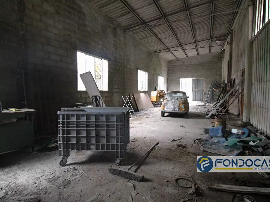 Immagine 18 di Capannone industriale in vendita  in Via Del Renaio a Buti