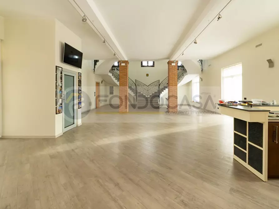 Immagine 23 di Villa in vendita  in Via Roma 47 a Mediglia