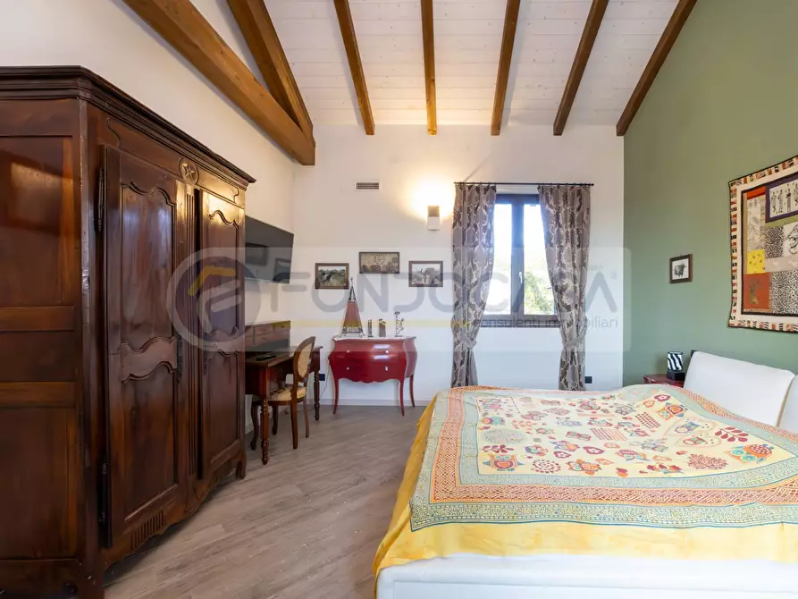 Immagine 42 di Villa in vendita  in Via Roma 47 a Mediglia