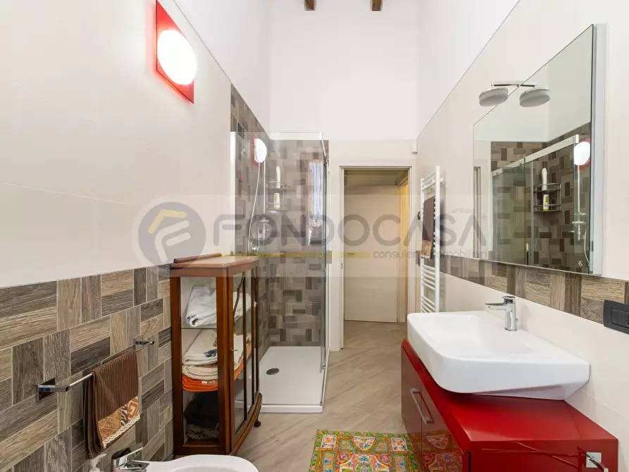 Immagine 46 di Villa in vendita  in Via Roma 47 a Mediglia