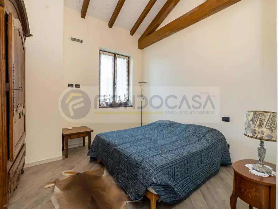 Immagine 47 di Villa in vendita  in Via Roma 47 a Mediglia