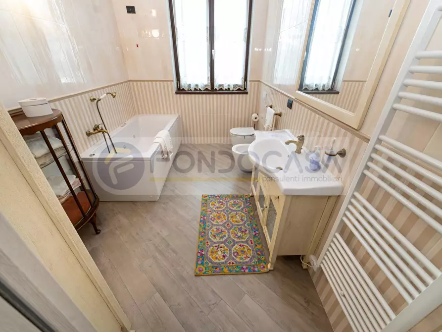 Immagine 52 di Villa in vendita  in Via Roma 47 a Mediglia