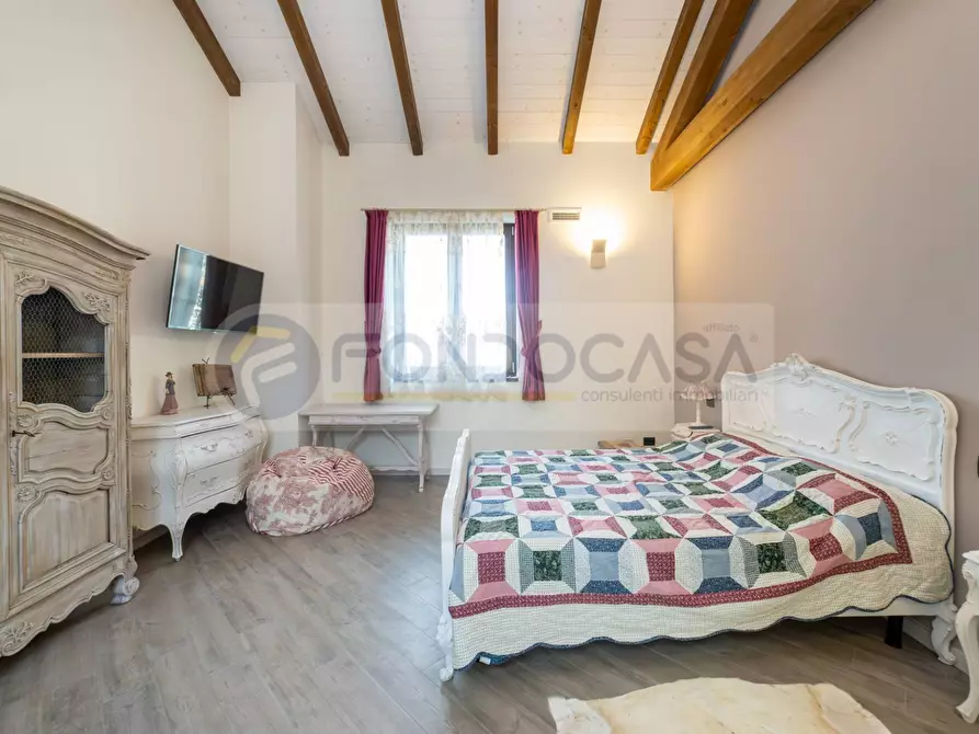 Immagine 53 di Villa in vendita  in Via Roma 47 a Mediglia