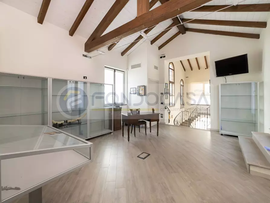 Immagine 57 di Villa in vendita  in Via Roma 47 a Mediglia